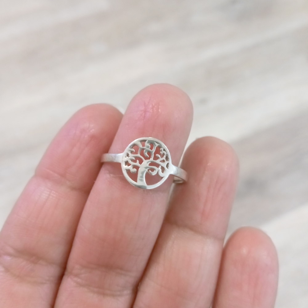 Vintage Sterling Silver Tree Ring - image 3